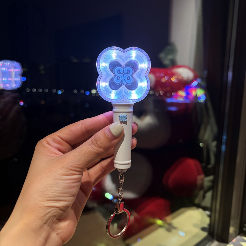 H2H Hearts2Heart Mini Light Stick Keychain Pendant Heart to Heart Choi Ji-Woo Jung Eun-Ah H2H Hearts2Heart Mini Light Stick Keychain Pendant Heart to Heart Choi Ji-Woo Jung Eun-Ah