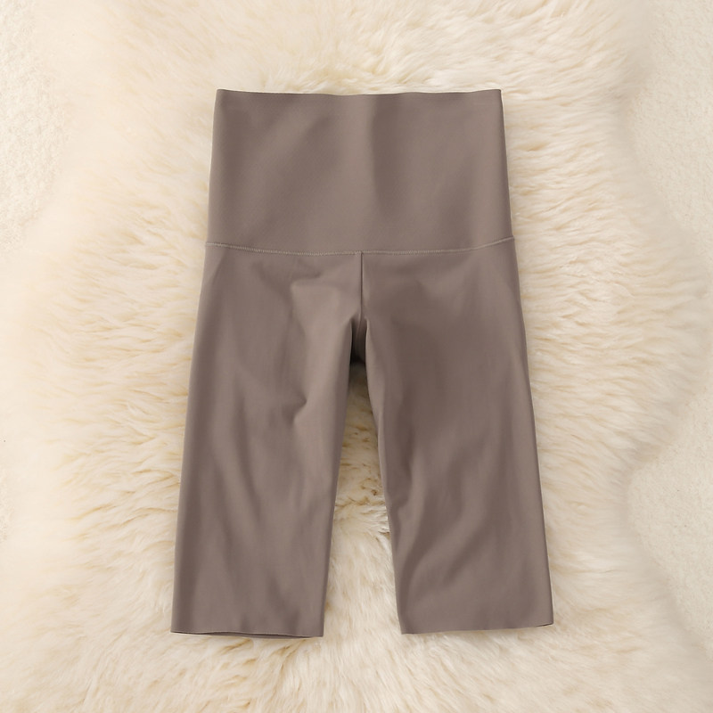 Japanese Rider Pants Summer Ice Cold Yarn 50% Bodysuit Pants Honey Peach Raider Hip to Wear Yoga Shorts Thin