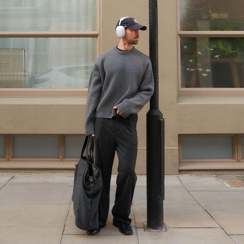 American Retro Gray Round Neck Short Sweater for Men High Street Vintage Pullover Pure Color Knitwear