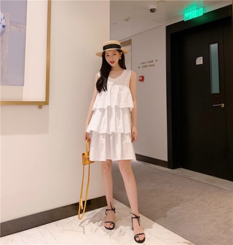 Thời trang mới của phụ nữ đơn giản, lớp bánh màu đơn giản hoang dã Thời trang giản dị V-cổ Váy chữ A váy ngắn thủy triều - A-Line Váy kiểu váy chữ a