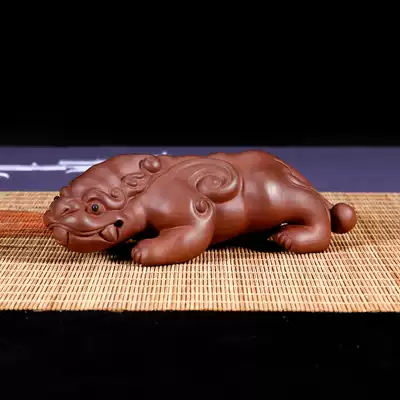 Yixing Purple sand tea pet tea table Tea play sculpture can raise Zen tea ceremony decoration Lucky trumpet one-horned small Pixiu