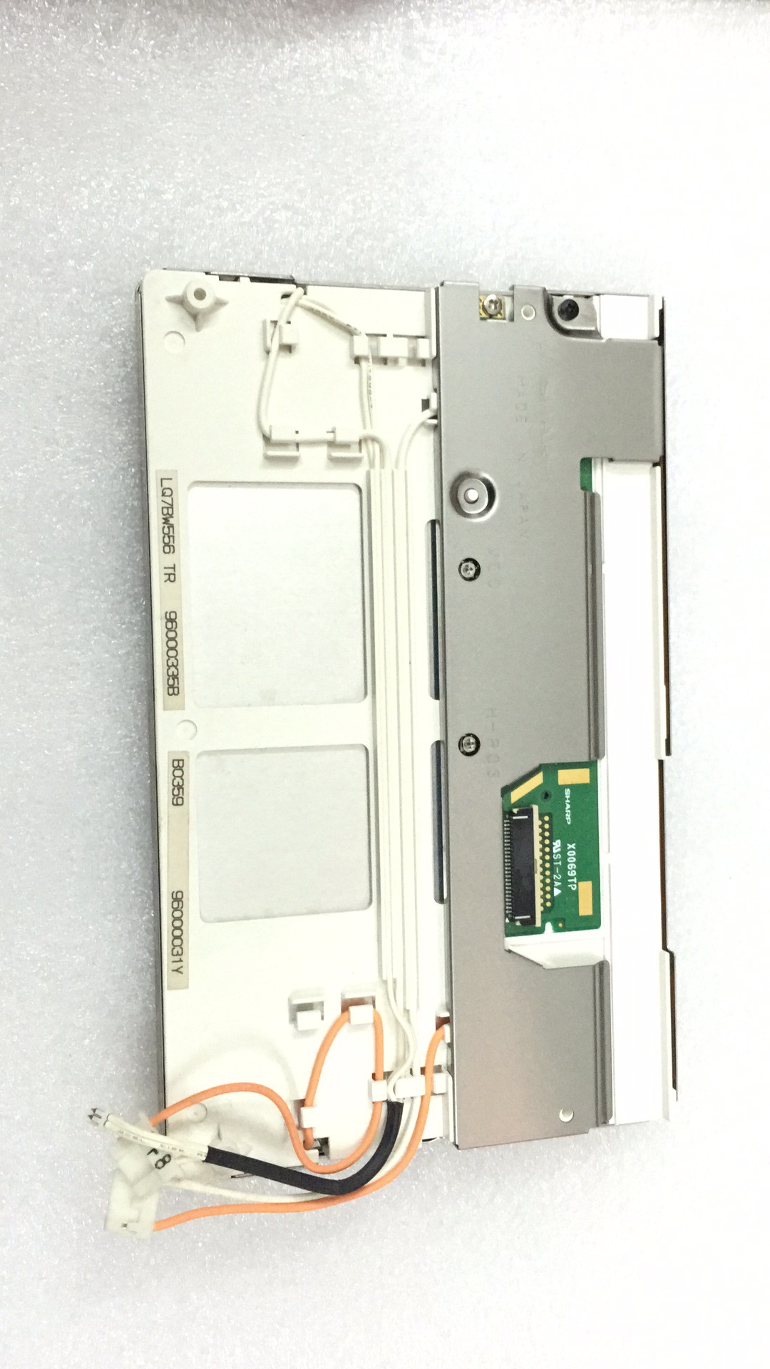 A large number of new original loading and current supply LQ7BW556 LQ7BW556LQ7BW556LQ7BW556