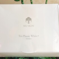 Nu Skin Nuskin Ying through three-effect maintenance series Ying White set Cleanser Toner Essence Repair Cream