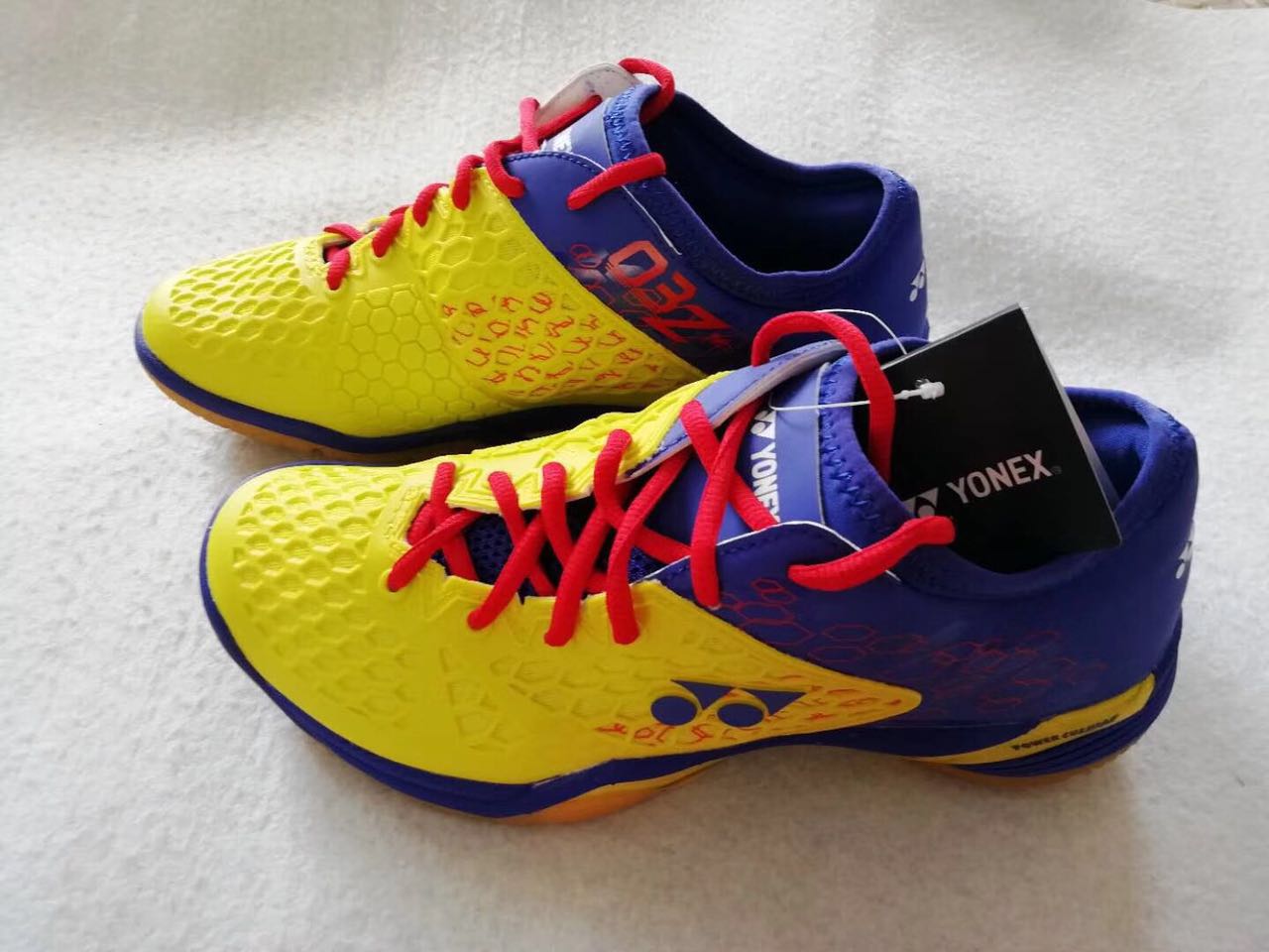 yonex power cushion 03z