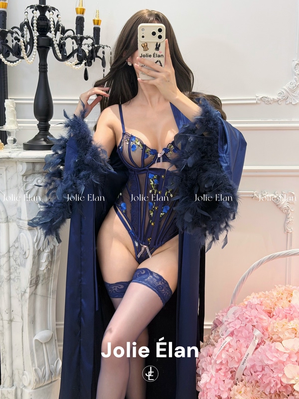 Jolieelan·Seine River·French Retro Sexy Mature Woman Lace Corset High-End Lingerie Set Jolieelan·Seine River·French Retro Sexy Mature Woman Lace Corset High-End Lingerie Set