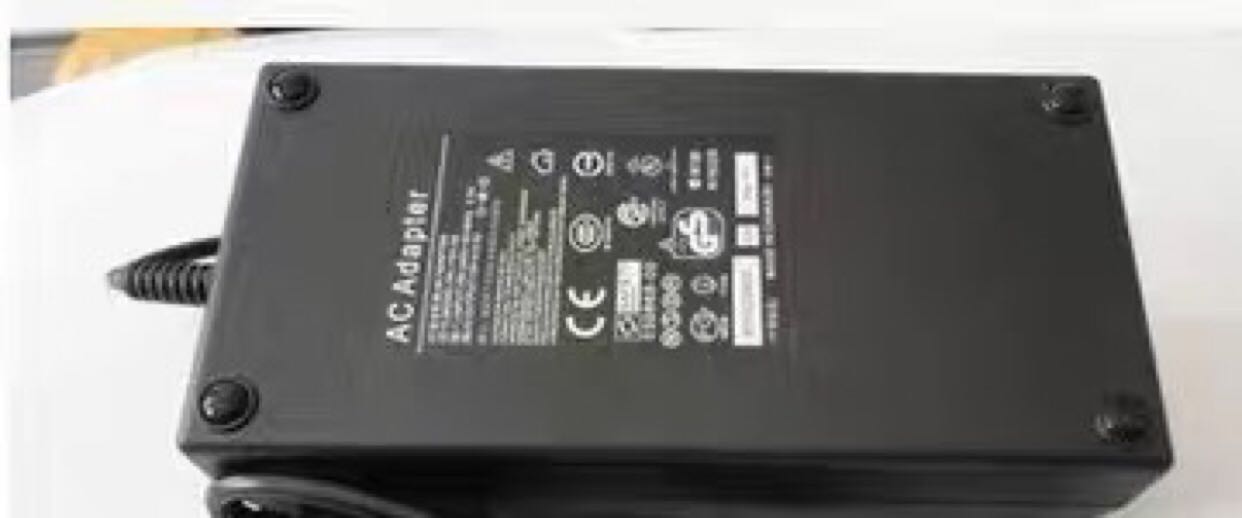 Suitable for JMGO nut projector V9 X3 J7 J9 power adapter CQ180-19000947-E1