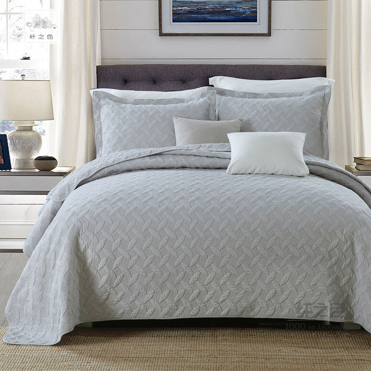 Chất liệu cotton đơn giản, khách sạn đơn giản, gió được trải giường bằng ba tấm chăn bông tối màu điều hòa là màu của sợi. ga giường chống thấm nước