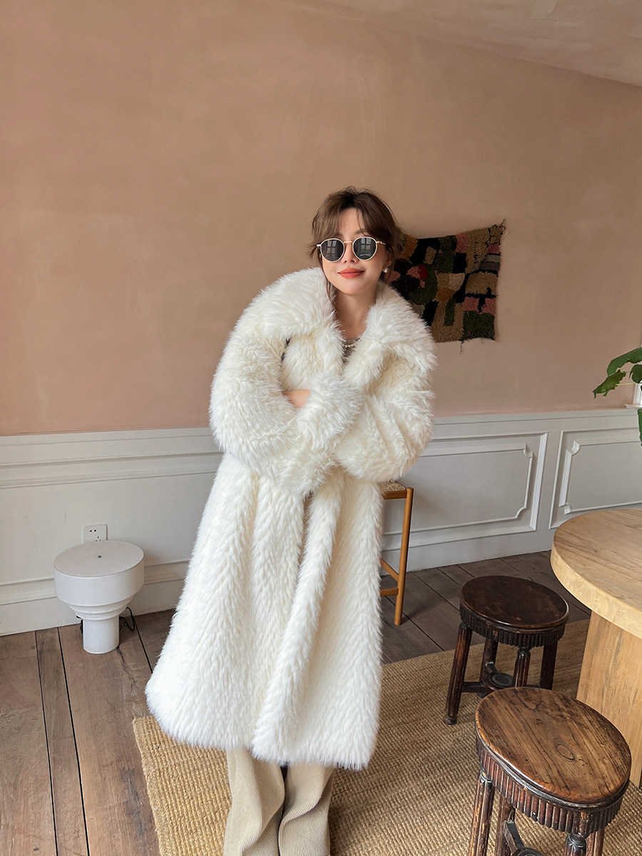 White Women Fox Fur Jacket Long Loose Fur Coat Winter New Lapel