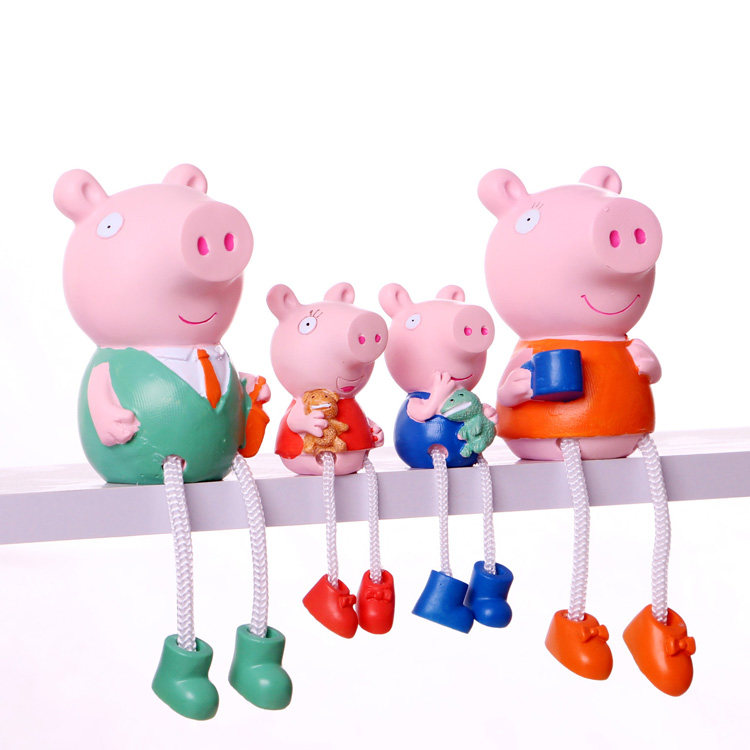 Home decorations living room wine cabinet small ornaments resin hanging foot doll cute creative furnishings piggy family of four