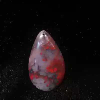 Natural chicken blood jade water drop pendant dry Kun material original mine men's and women's sweater carved jade necklace pendant