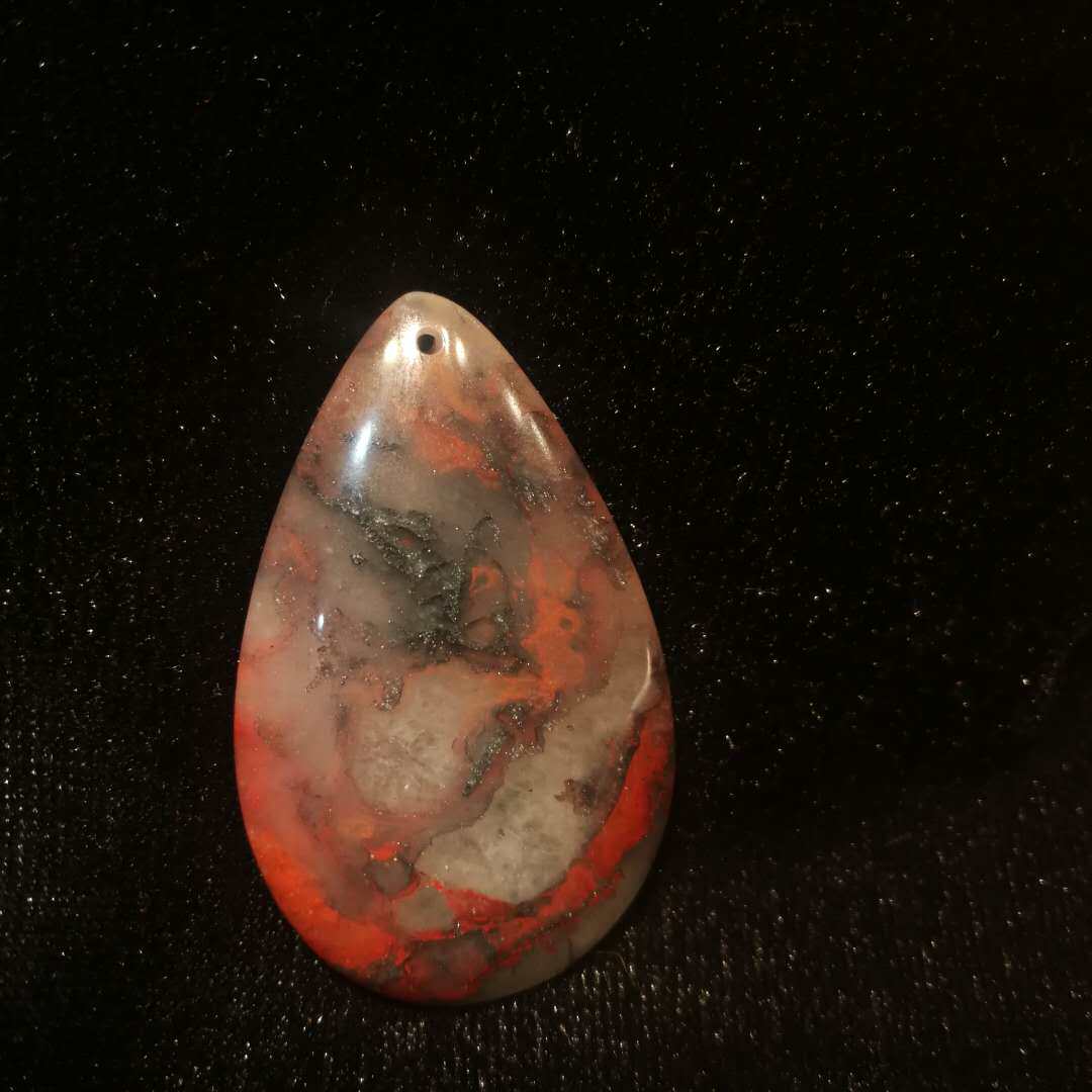 Guilin chicken blood Jade Qiankun material water drop shape pendant peace card necklace pendant sweater chain for men and women with the same