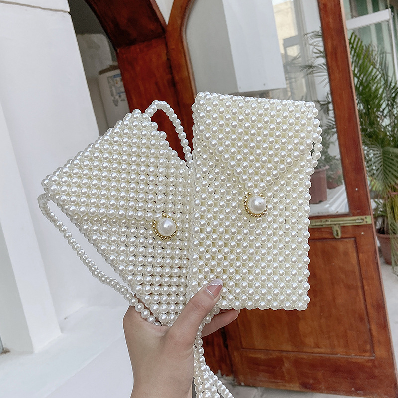 Summer Pearl Hand-Woven Phone Bag 2025 New Stylish Versatile Hollow Crossbody Bag with Unique Design