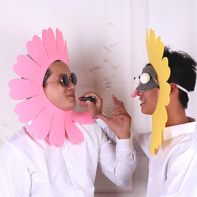 Marry pro-game props Demona Sunflower Wedding to pick up the pro-evil fuck up the whole person's groom's bridegroom group Jam Creative Package