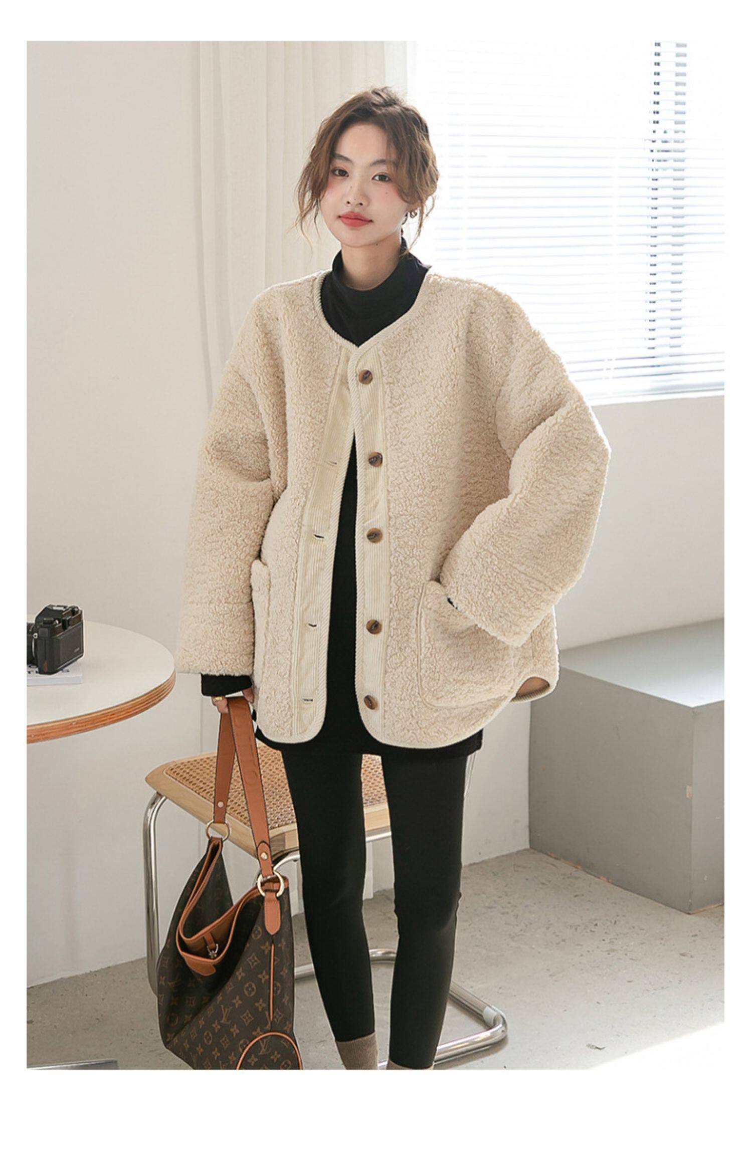 Пальто для беременных 孕妇装秋冬新款宽松大码遮肚显瘦无领羊羔毛保暖外套