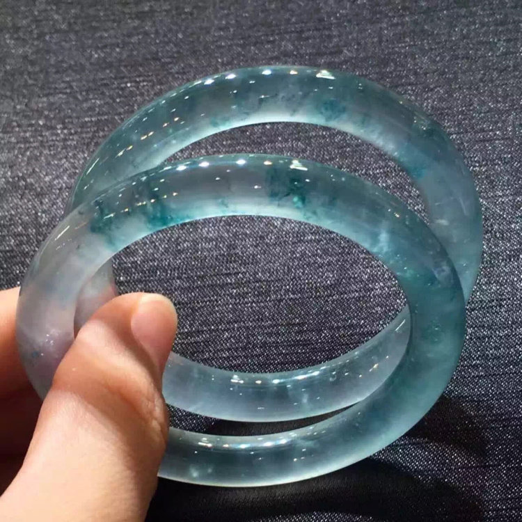 Jade bracelet ice species round strip colorful fluttering glass species natural noble concubine Yunnan violet color jade bracelet