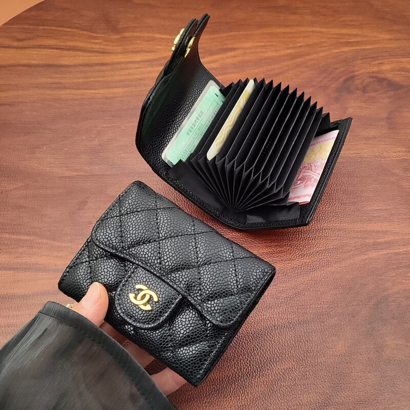 Caviar-Patterned Silver Card Holder for Women, 2025 New Model, Genuine Leather Document Organizer, Card Holder, High-End, Compact, Fragrant Milk