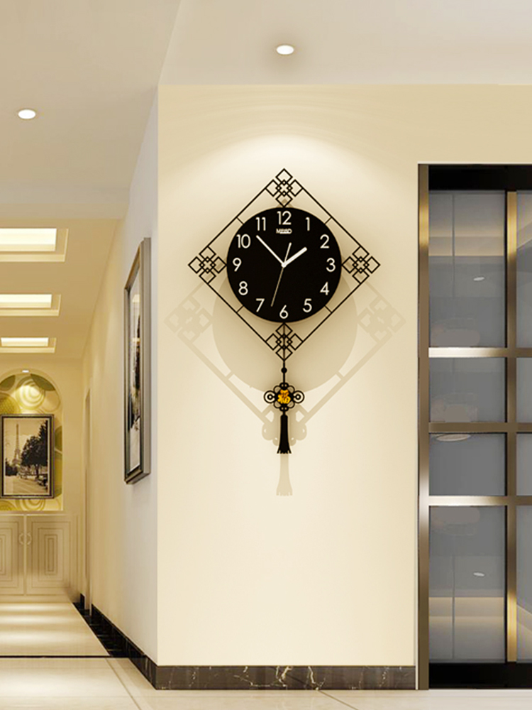 Chinese style minimalist swing clocks and watches Living room home Fashion decoration clock quartz clock personality creative hanging table