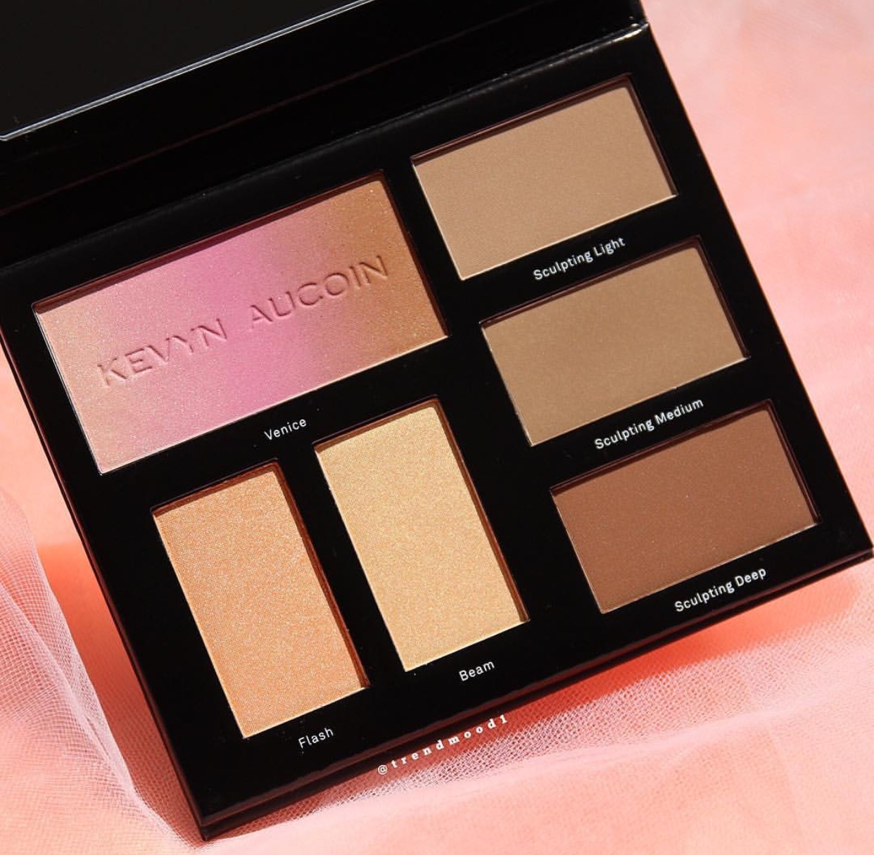 Spot KA kevyn aucoin limited number of books for three generations contourbook to fix high light