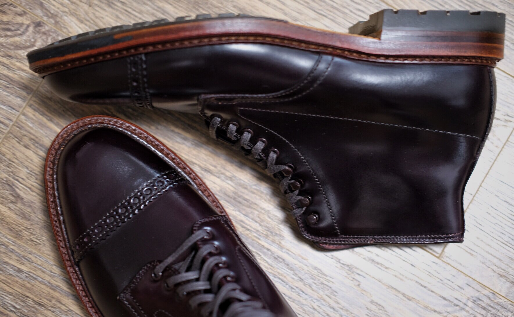 (full-yard spot) Alden Jumper horse hip leather paratrooper boot 8 Number of light coloured edge Wolverine bottom