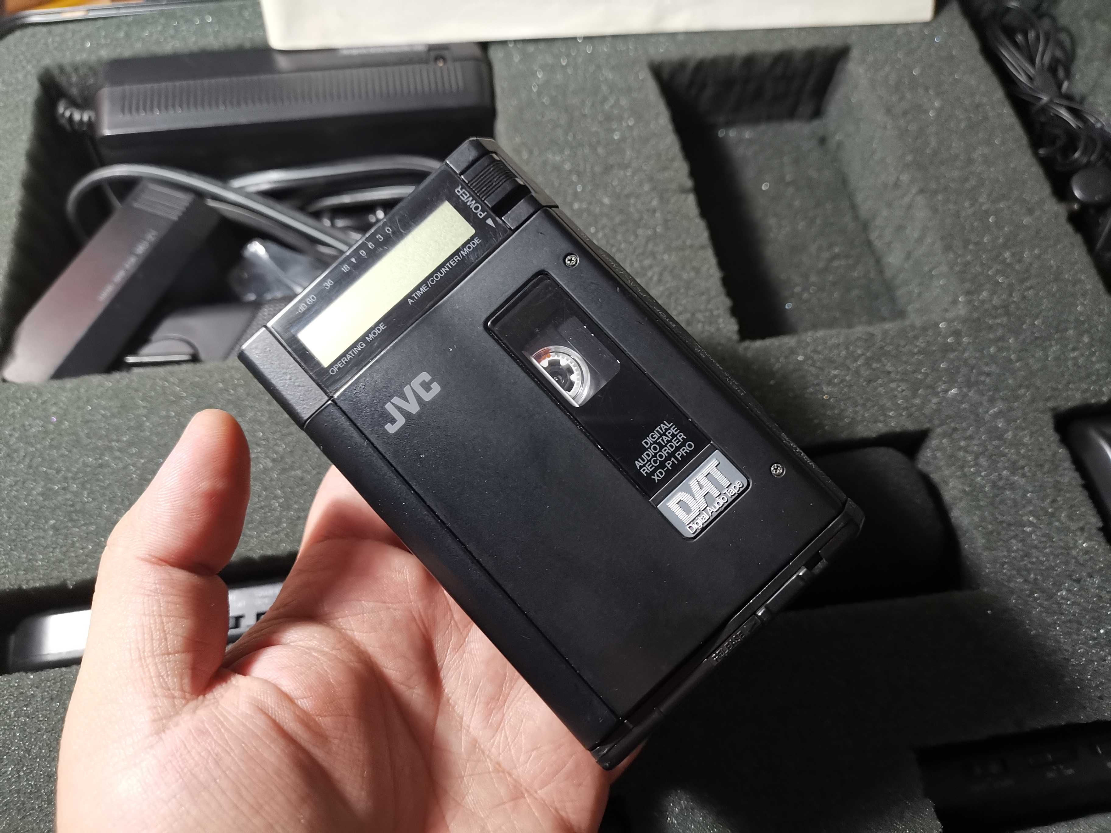 JVC XDp1pro DAT Tape Recorder Walkman Professional Interview Recorder