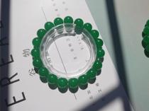 Natural chalcedony bracelet candy color Alashan unshaped egg yolk jade green agate bracelet