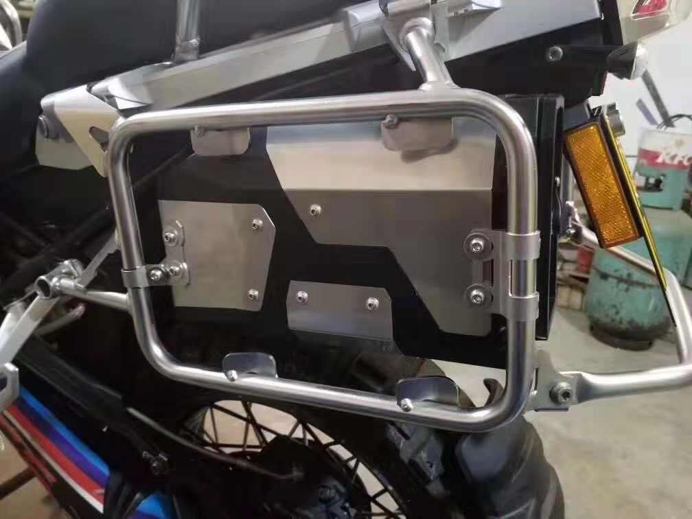 BMW Water Bird R1200GS ADV vehicle - mounted tool - box - side box maintenance tool