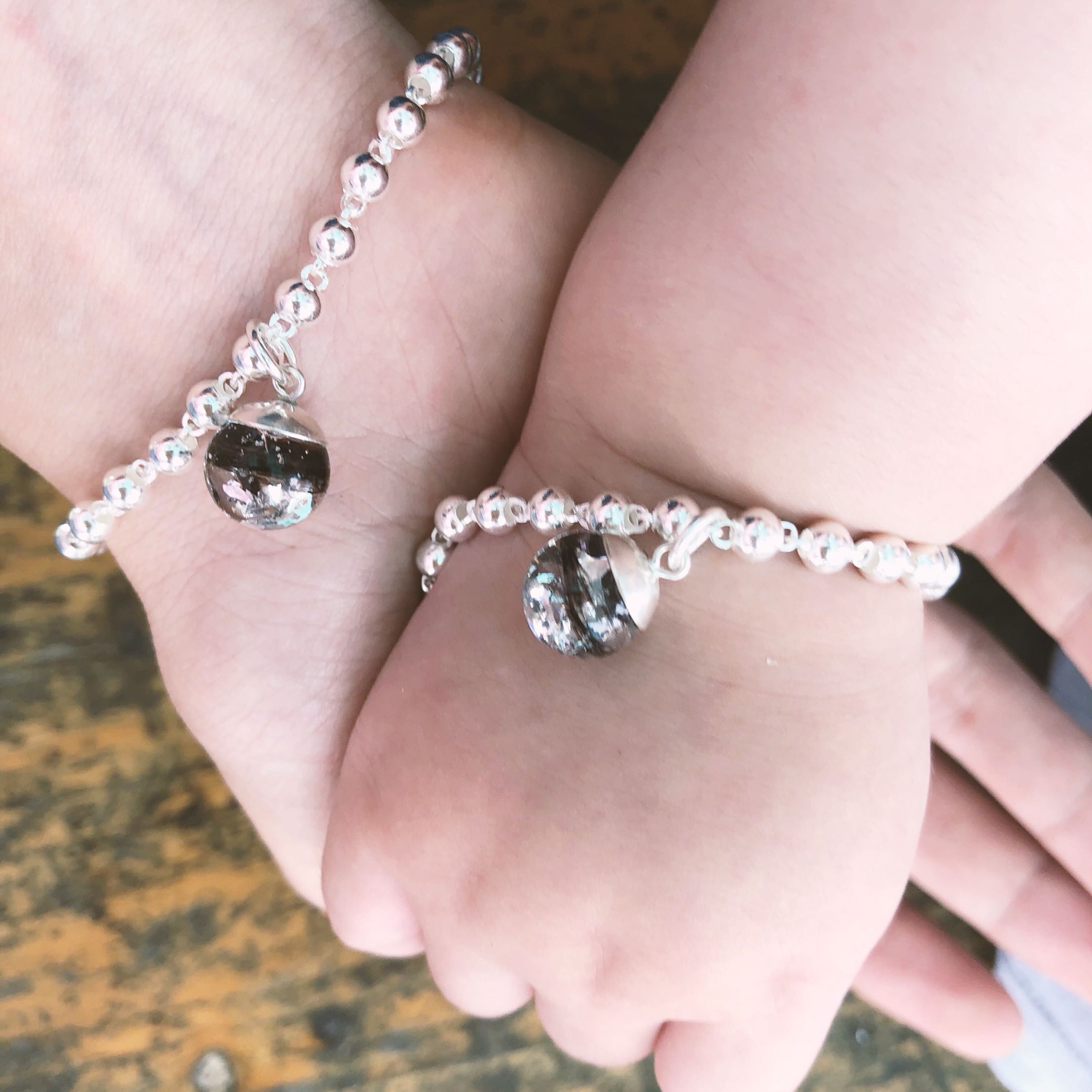 Baby fetal hair Fetal hair sterling silver beads creative S925 sterling silver bracelet material package Newborn gift custom pendant