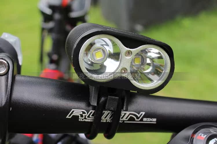 Eclairage pour vélo - phare - Ref 2399815 Image 84