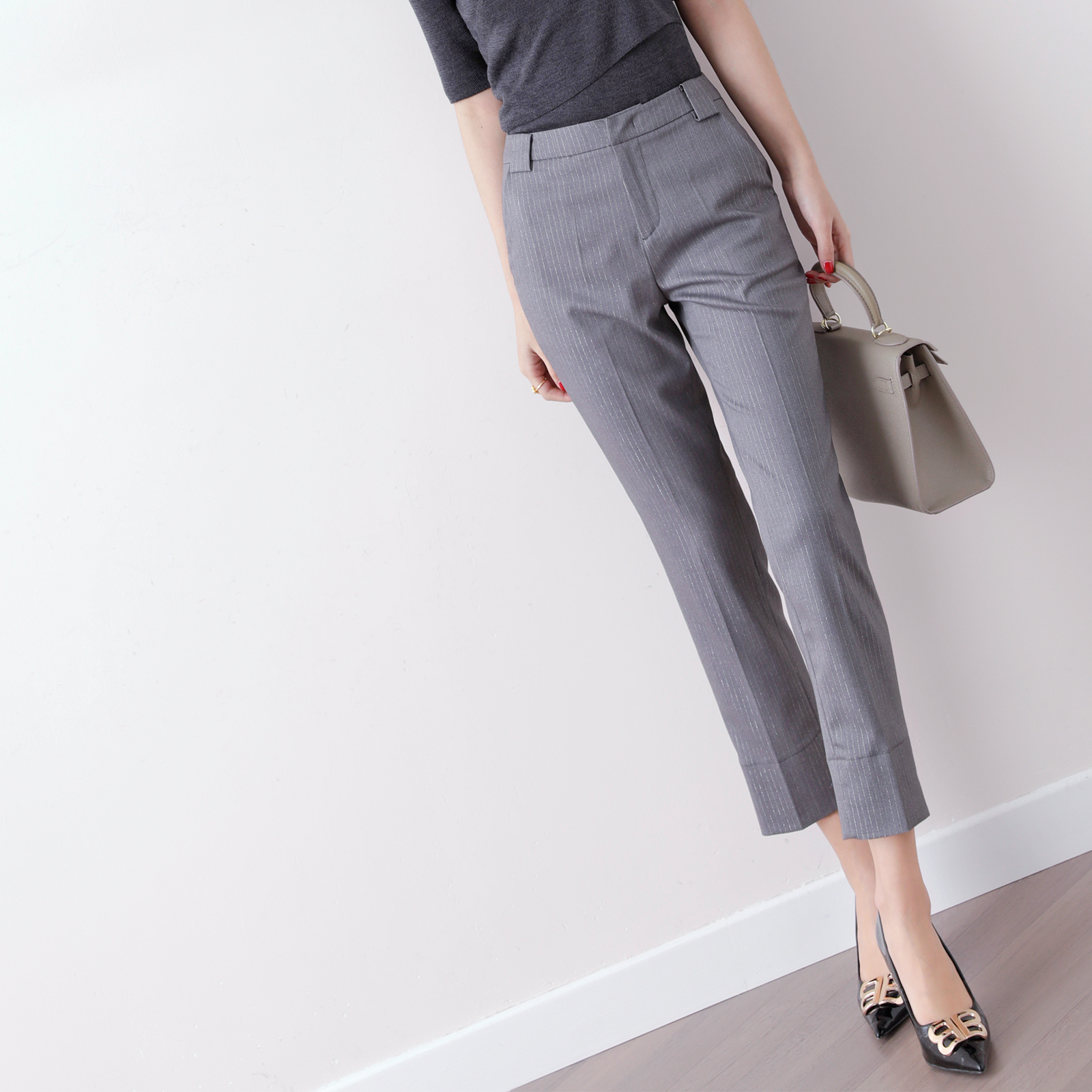 High-level exquisite commuting, slender and thin, bright silk vertical stripes, cropped professional casual pants, cigarette pants
