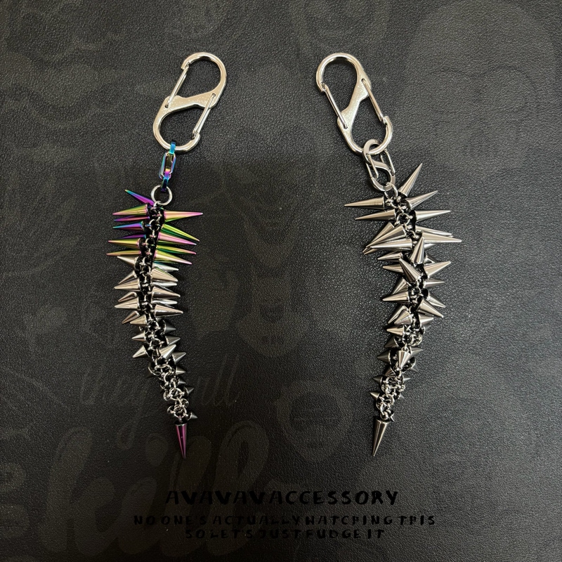Avavava Punk Gothic Style Colorful Stainless Steel Pointed Cone Keychain Bag Pendant Hip-Hop Punk Retro Accessories Avavava Punk Gothic Style Colorful Stainless Steel Pointed Cone Keychain Bag Pendant Hip-Hop Punk Retro Accessories
