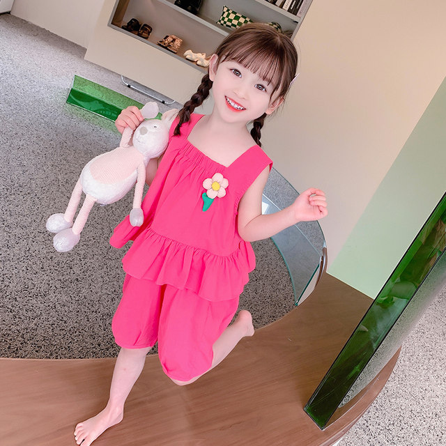 Girls sleeveless pure color flower suit 2022 summer new baby girl Korean version vest shorts pure cotton two-piece set