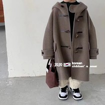 Korean style childrens clothing boys cashmere jacket mid-length 2024 winter style thickened and warm childrens hooded coat trend