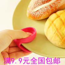 Kitchen silicone insulated finger cover anti-scalding clip microwave oven high temperature insulated glove tray holder