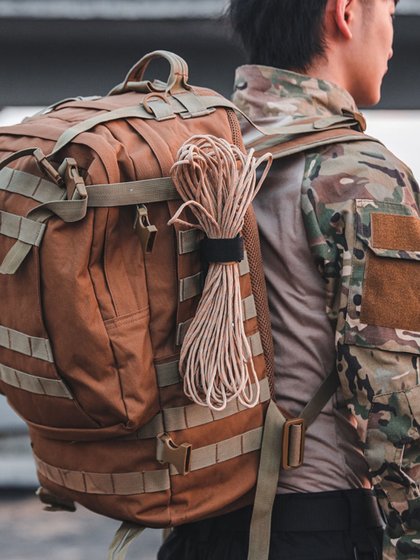 户外战术挂钩饮料水瓶挂钩鹰嘴扣绑扣套装多用途手套挂扣收纳扣