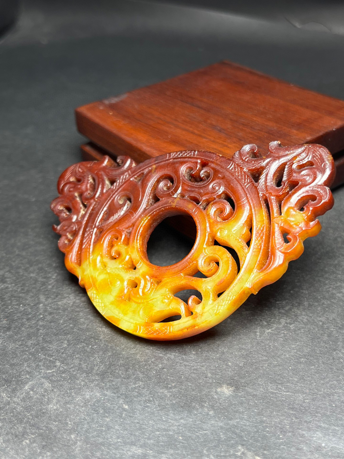 古玩珍品🌟：双凤玉佩，收藏级老和田玉的魅力💎-笔搁-淘宝好物网