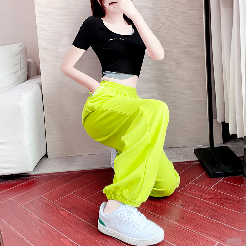 Casual fashion suit female summer 2022 new spring and autumn age-reducing dance sportswear wide-leg pants two-piece Western style