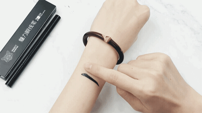 Zhou Zhouxiao dễ thương ZZE eyeliner chính hãng không đánh dấu mắt to kéo dài không nở hoa nữ chì kẻ mắt lâu trôi