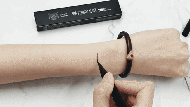 Zhou Zhouxiao dễ thương ZZE eyeliner chính hãng không đánh dấu mắt to kéo dài không nở hoa nữ chì kẻ mắt lâu trôi