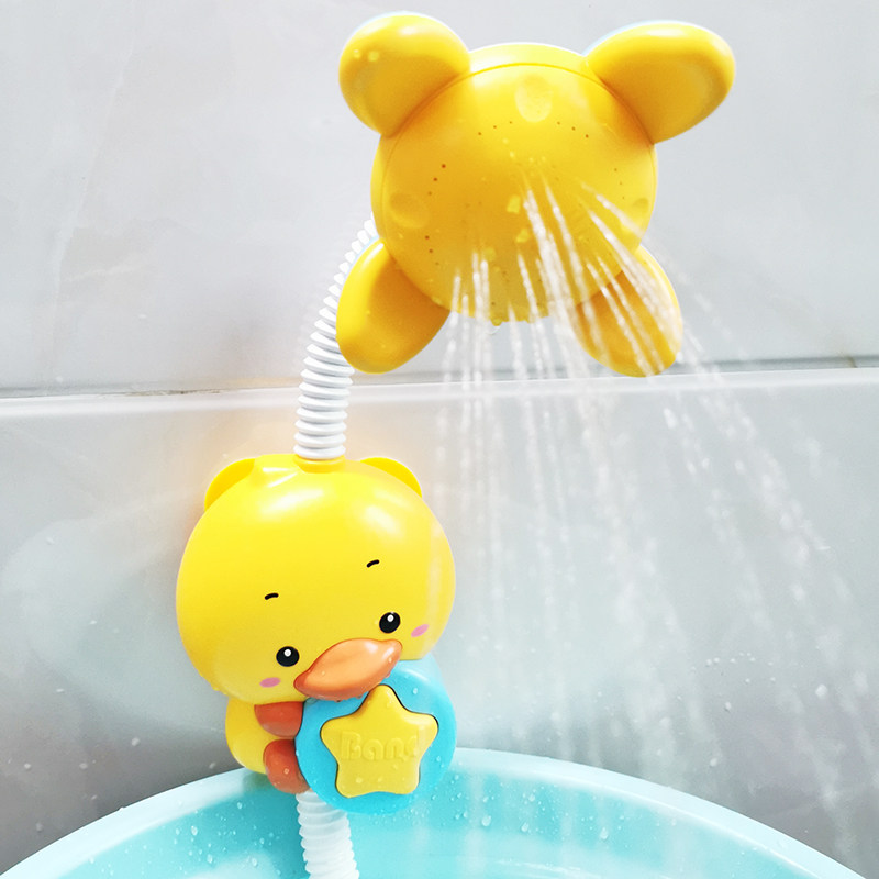 Baby bath toy can spray water duck baby electric splash splash little yellow duck Male and female children