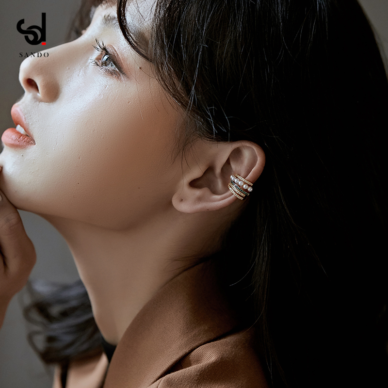 Small house of the same style Superior Sense Ear Clip Elderless Earbone Clips Ear hanging Pearl Earrings Earrings 2021 New