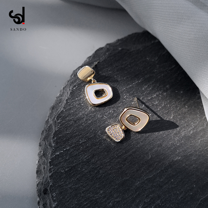 Asymmetrical Shell Earrings Earrings 2019 New New Tide Pure Silver Temperament Korean Personality Brief small female earshot