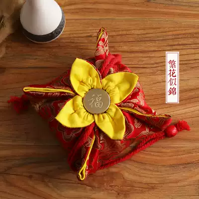 (Huai old) flower-like brocade handmade cotton cloth cover safe and comfortable hand stove cloth bag does not contain soup