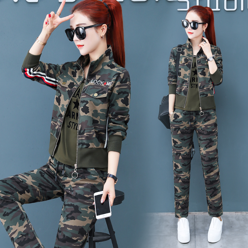 Camouflan suit women's spring clothing fashion 2022 new women's outdoor leisure sports clothes in spring and autumn for three sets