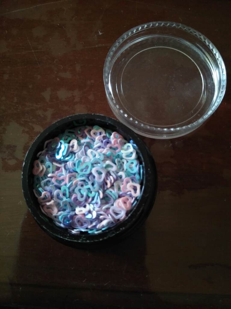 美甲炫彩亮片哪款型号好用质量怎么样，学生党的使用感受,第2张