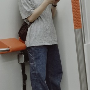 161  53好长好长哈哈哈 加了滤镜的 不过实物跟卖家描述的一样 没有色差 布料挺厚的 挺好哒 男友风max