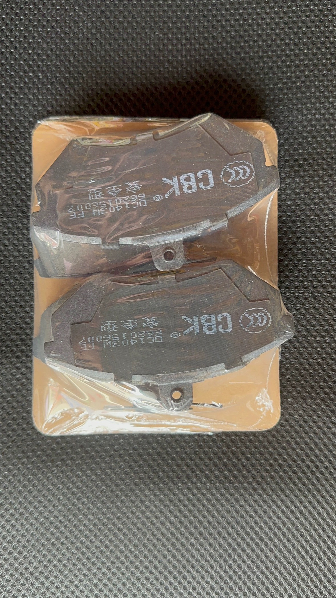 后轮陶瓷刹车片在奥迪车型中的适用性解析