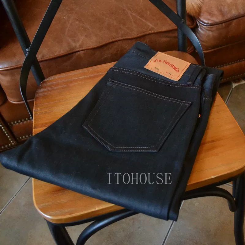 Произведенные ITohouse джинсы прямого кроя 14oz черная корова и 13.5oz мульти-перо красное -ушное красное -ушное лапчатая ткань атласного цвета