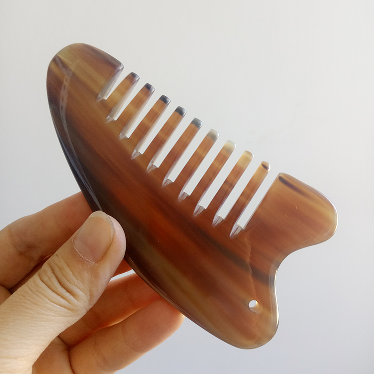 Famous Corner Artisan Red Red Old White Buffalo Horn Multifunction Head Massage Scraping Comb for a good round and smooth