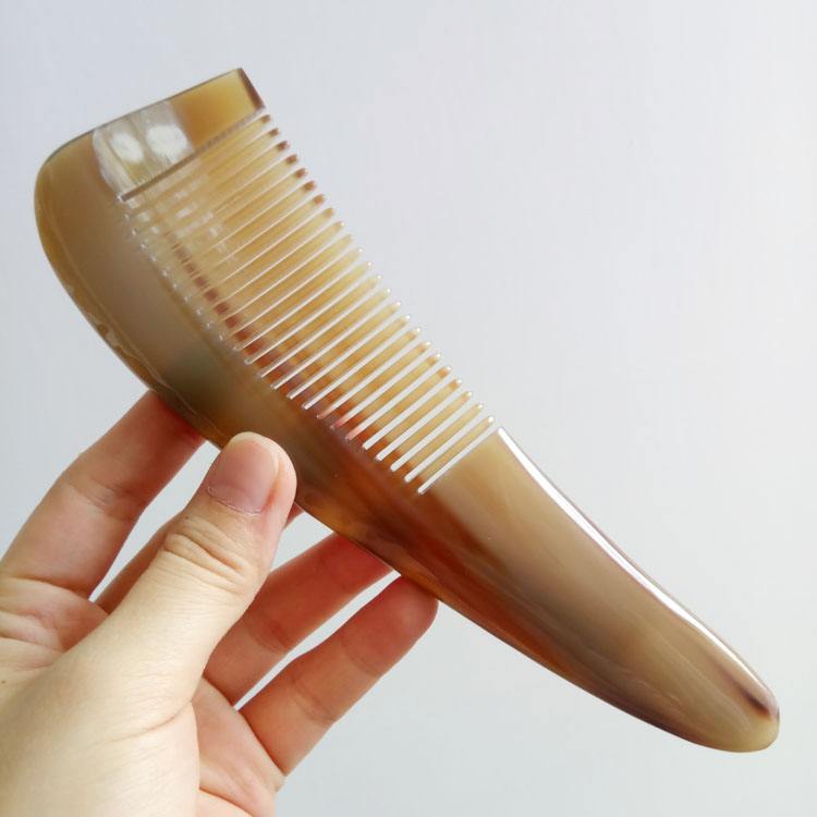 Famous horn craftsman natural handmade white buffalo horn comb excellent color natural style with natural radian