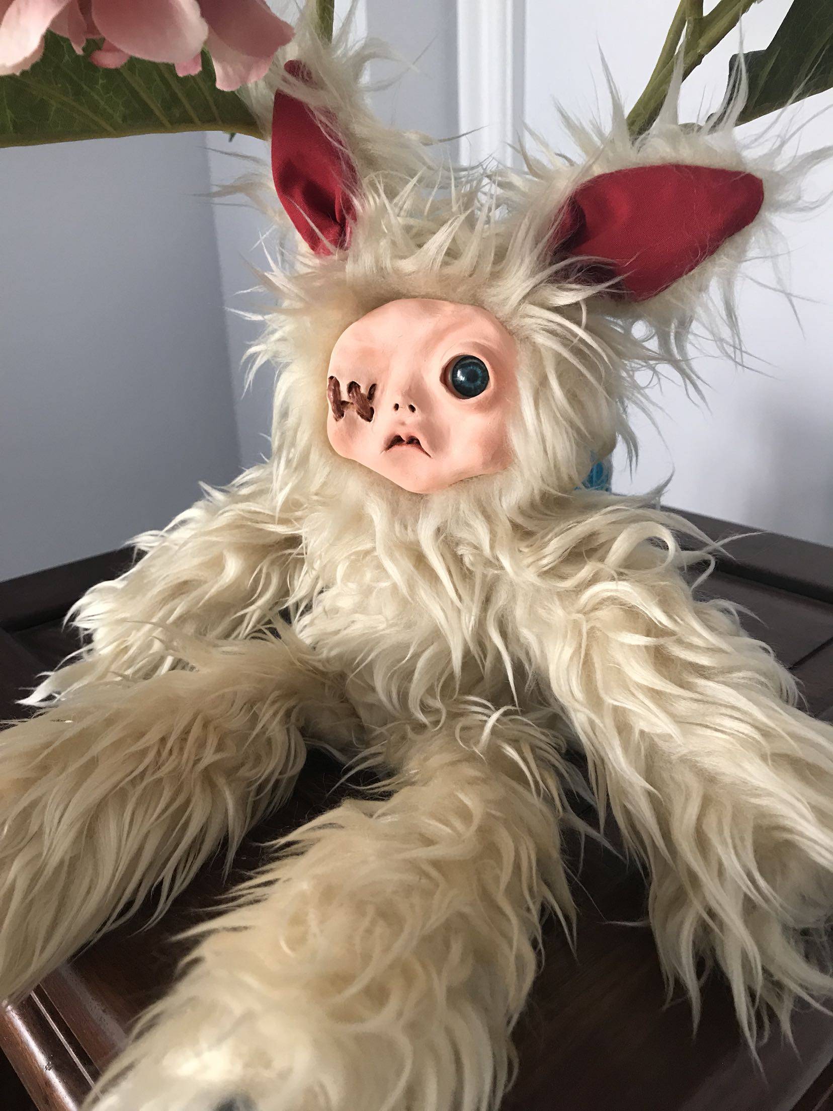 A man-resistant baby doll Japanese artist hands rabbit-rabbit fur-Taobao